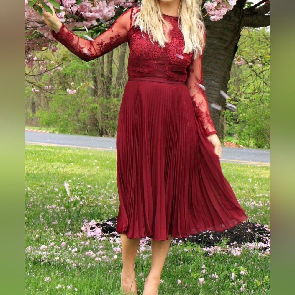ASOS WINE Lace Delicate Pleated Skirt Prom Bridesmaid ELEGANT Dress US.6 Sz. 6